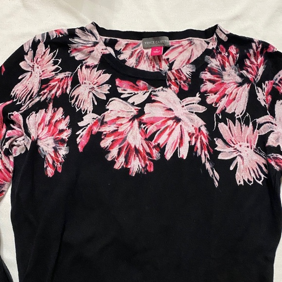 Vince Camuto signature Black and Pink Floral Long Sleeve Sweater - Picture 5 of 7
